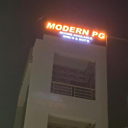 Modern Pg Hostel Πούνε Εξωτερικό φωτογραφία